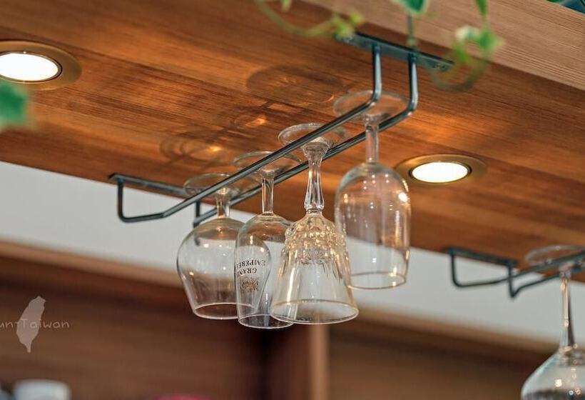 پانسیون Monet Garden B&b