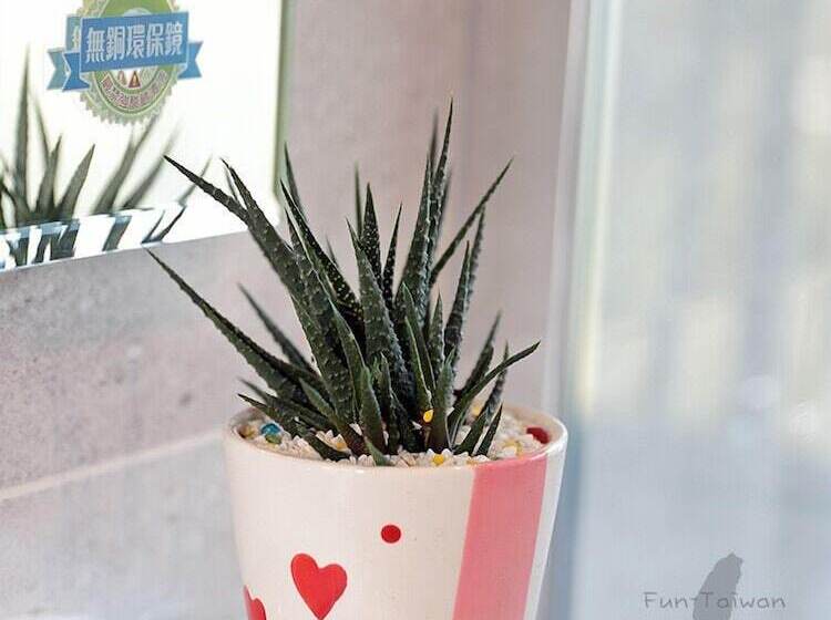 پانسیون Monet Garden B&b