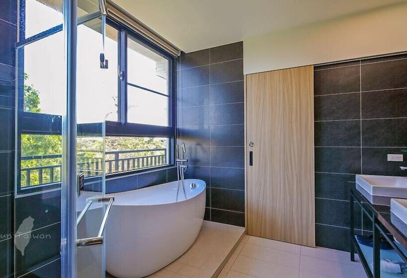 پانسیون Monet Garden B&b