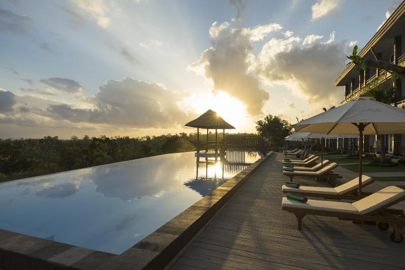 Semabu Hills Hotel Nusa Penida