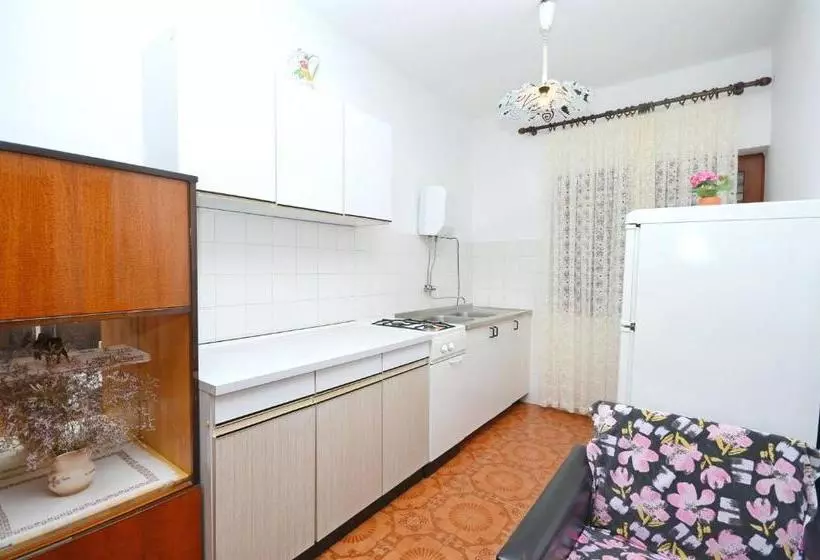 Apartments Goroslava