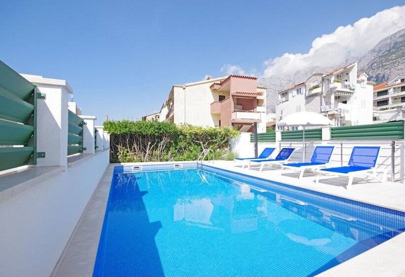 Apartments Slobodanka