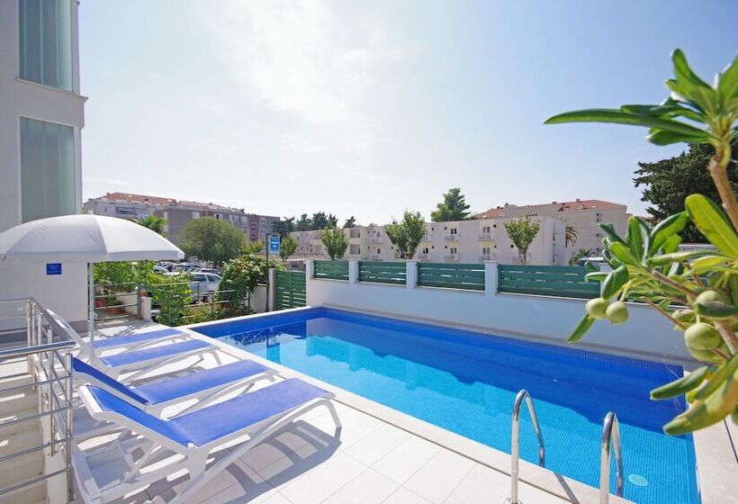 Apartments Slobodanka