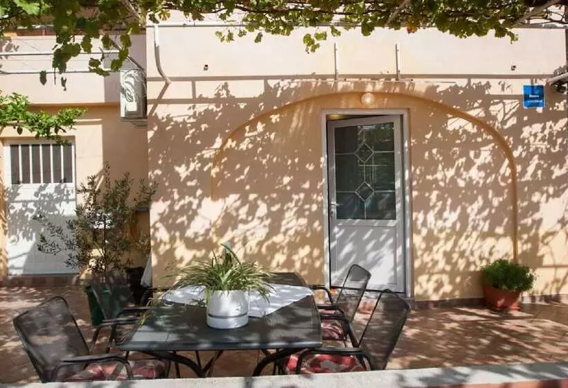 Apartment Sve