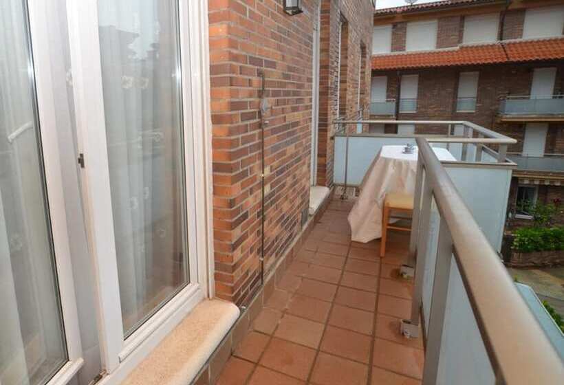 Apartment In Isla, Cantabria 103661 By Mo Rentals