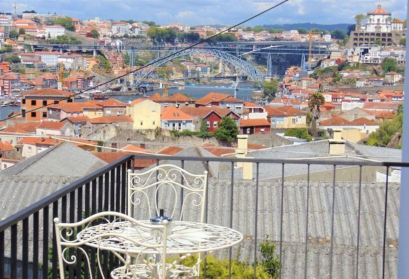 Blue River Apartments