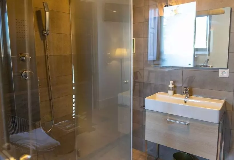 Blue River Apartments