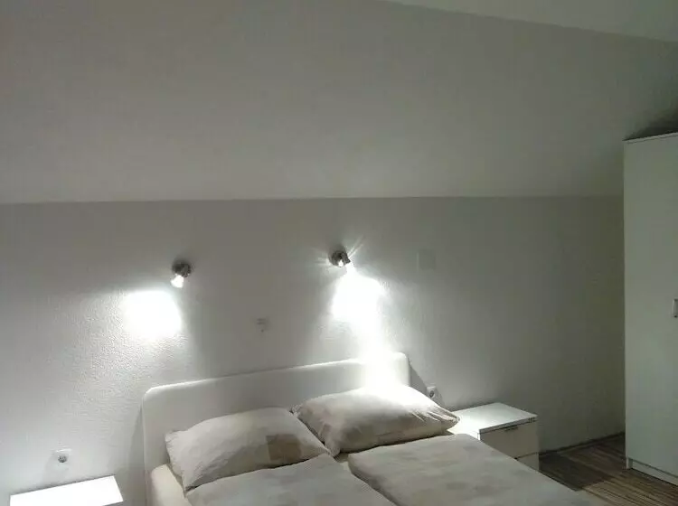 ペンション Guesthouse Blazenka Hodak
