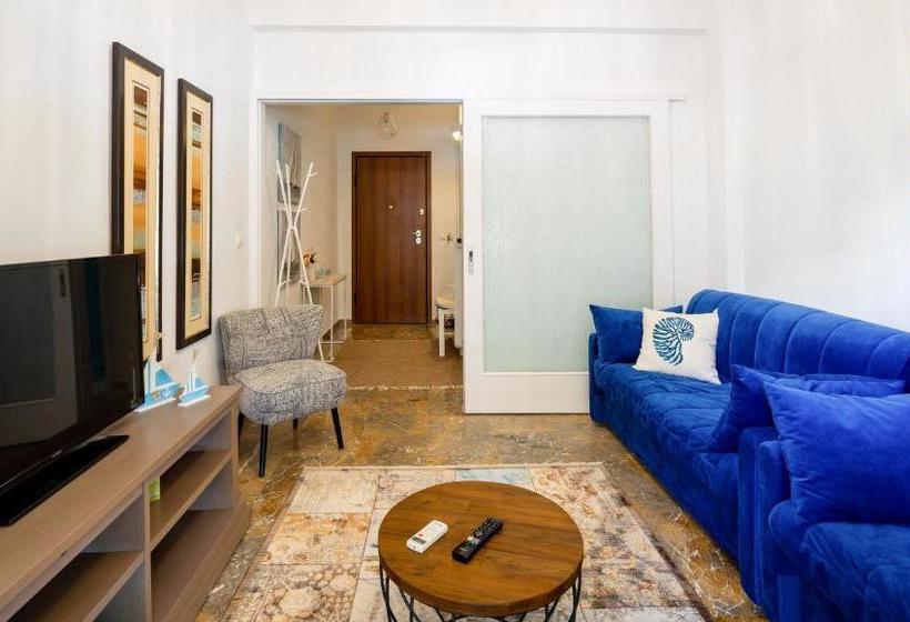 Unique Apartment In Glyfada Center