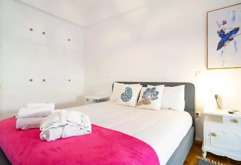 Unique Apartment In Glyfada Center