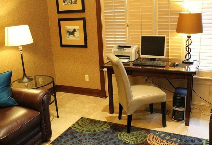 Auburn Place Hotel & Suites Paducah