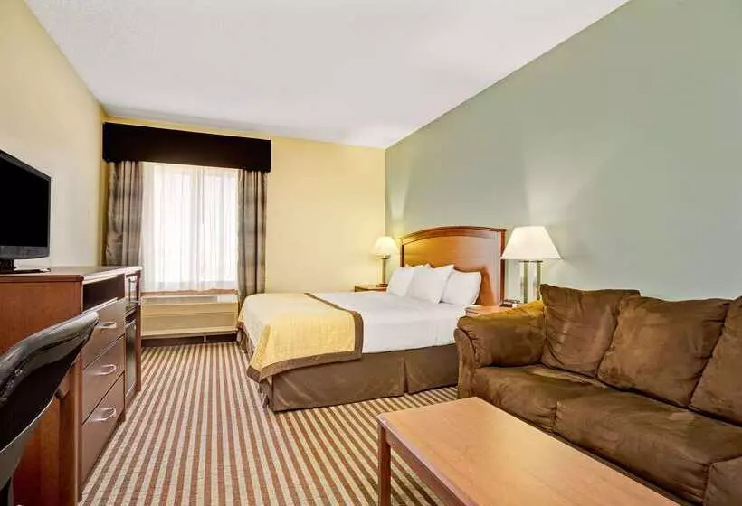 בית מלון כפרי Baymont By Wyndham Wahpeton