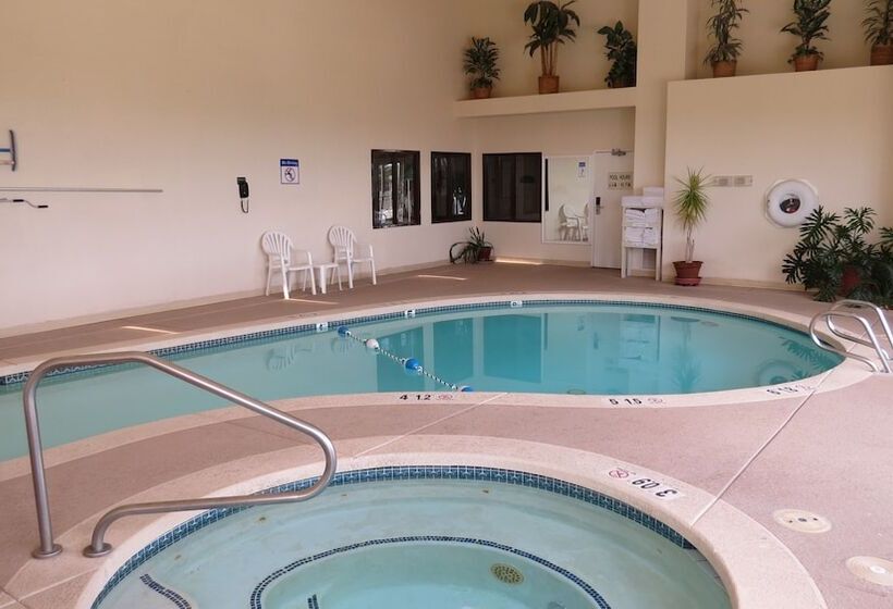 בית מלון כפרי Baymont Inn & Suites By Wyndham Holbrook