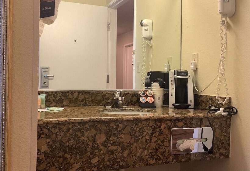 בית מלון כפרי Baymont Inn & Suites By Wyndham Holbrook