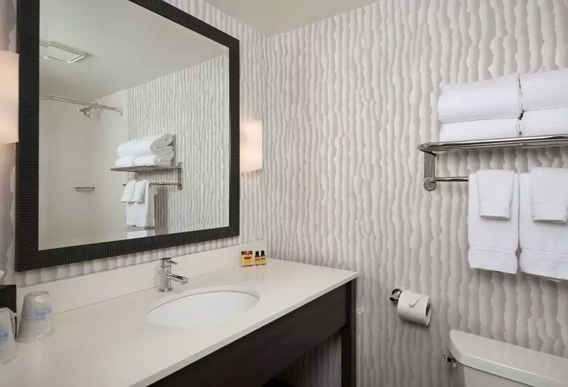 ホテル Best Western Plus Agate Beach Inn