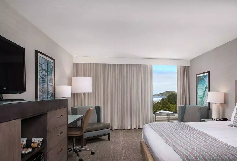 ホテル Best Western Plus Agate Beach Inn