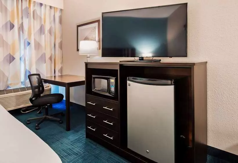 فندق Best Western St. Clairsville Inn & Suites