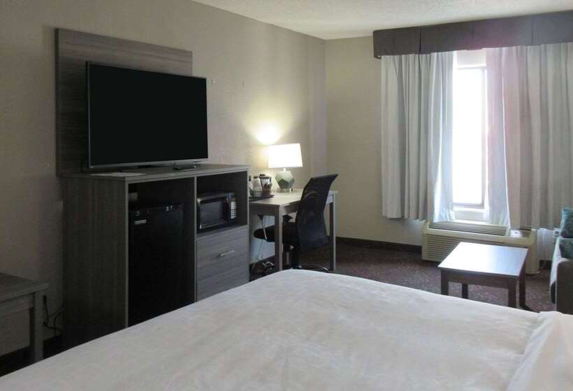 فندق Clarion Pointe Evansville North