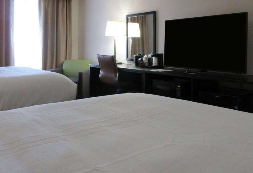 فندق Clarion Pointe Evansville North