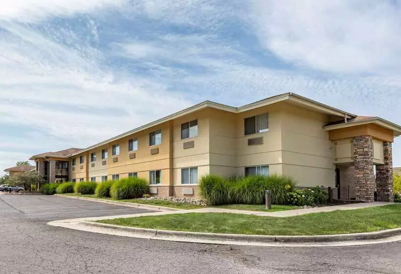 호텔 Comfort Inn Okemos  East Lansing