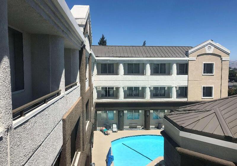 ホテル Country Inn & Suites By Radisson, San Jose International Airport, Ca