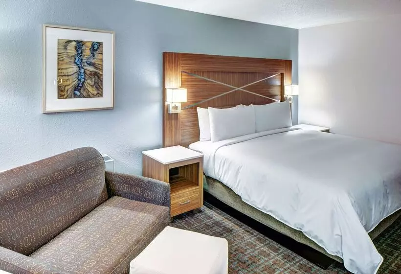 בית מלון כפרי Doubletree By Hilton Milwaukee Downtown