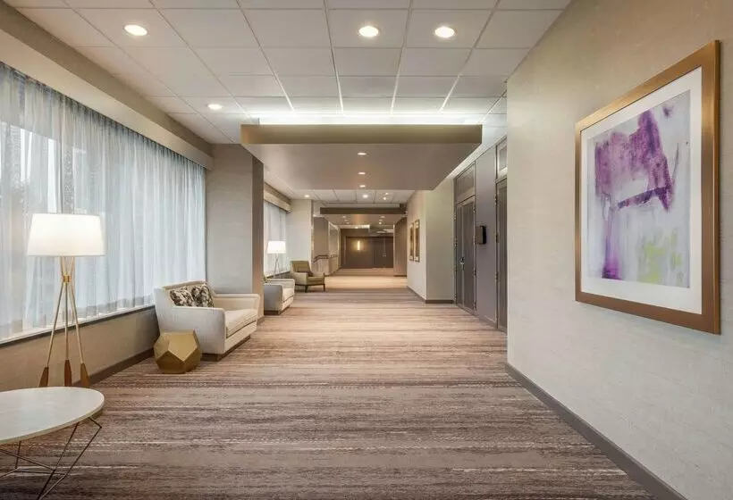 בית מלון כפרי Doubletree By Hilton St. Paul East