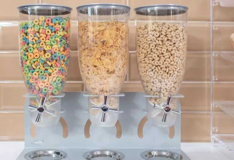 ホテル Econo Lodge Inn & Suites Foleynorth Gulf Shores