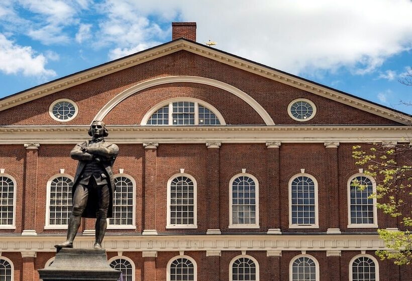 هتل Holiday Inn Boston Cambridge Area, An Ihg