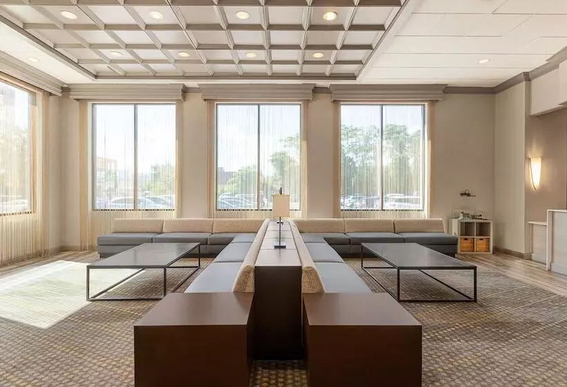 Отель Holiday Inn Boston Cambridge Area, An Ihg