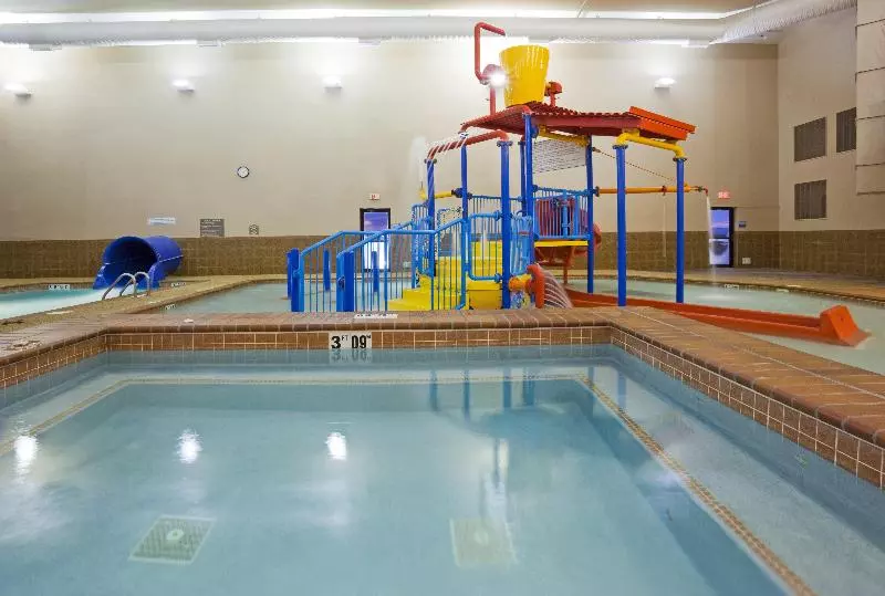 Holiday Inn Express Hotel & Suites Sioux Falls Brandon, An Ihg