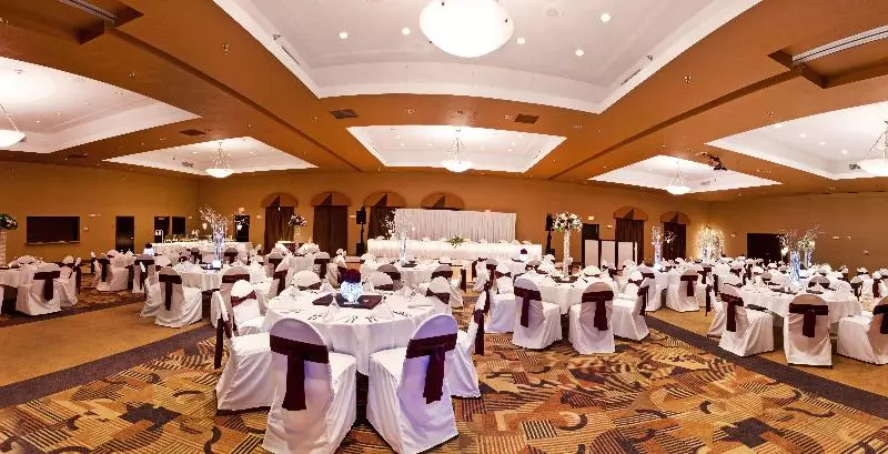 Holiday Inn Express Hotel & Suites Sioux Falls Brandon, An Ihg