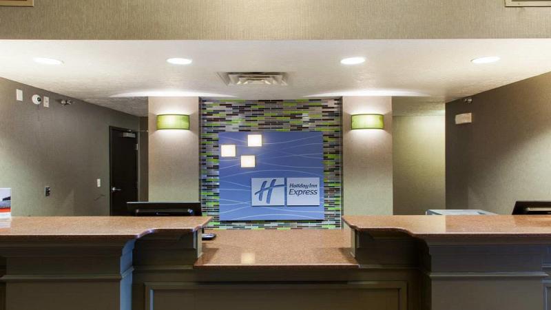 Holiday Inn Express Hotel & Suites Sioux Falls Brandon, An Ihg