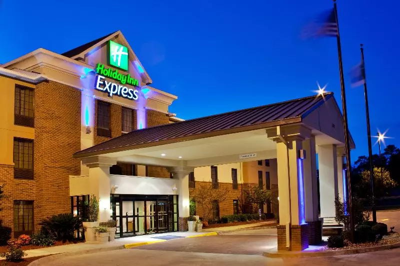 ホテル Holiday Inn Express & Suites Sulphur   Lake Charles, An Ihg