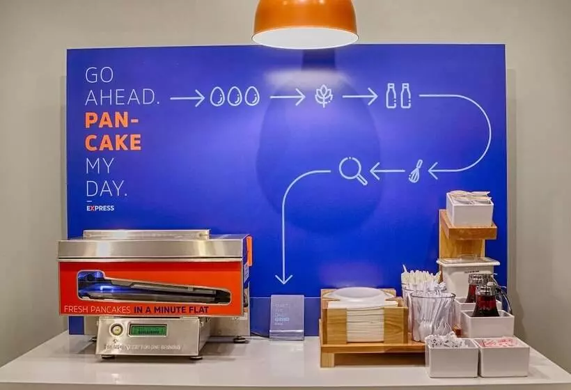 ホテル Holiday Inn Express Tuscola By Ihg