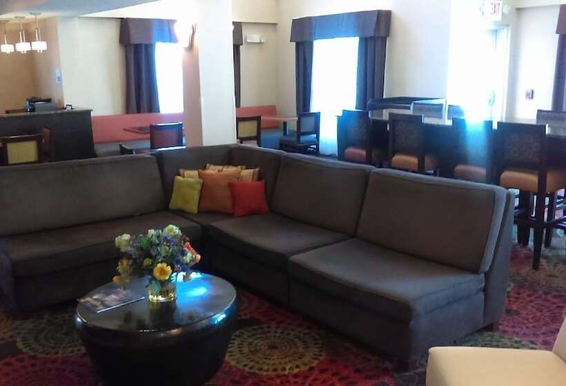 Отель Holiday Inn Express White House, An Ihg