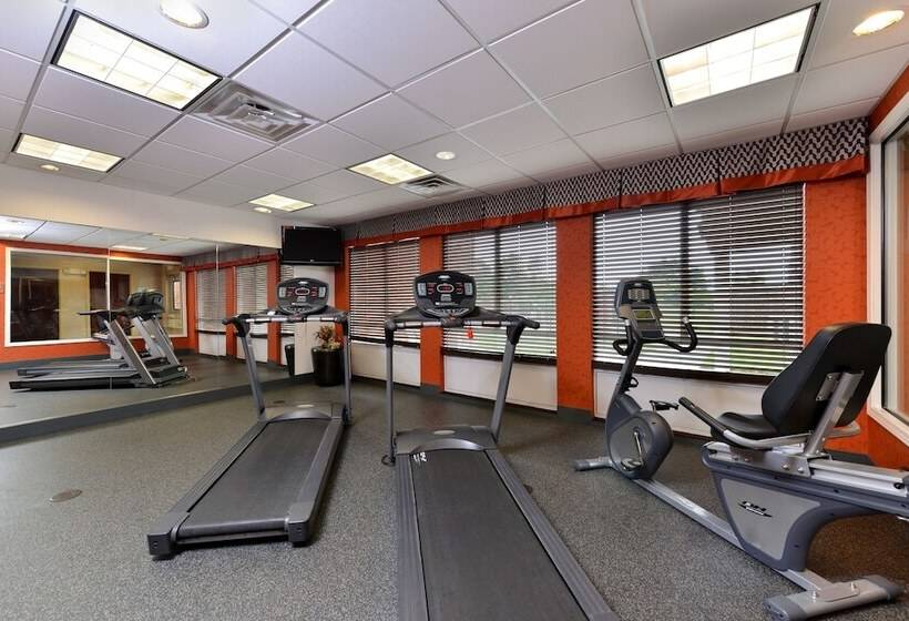 Отель Holiday Inn Express White House, An Ihg