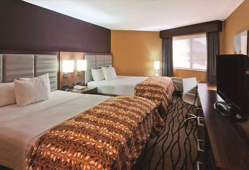 هتل La Quinta By Wyndham Butte