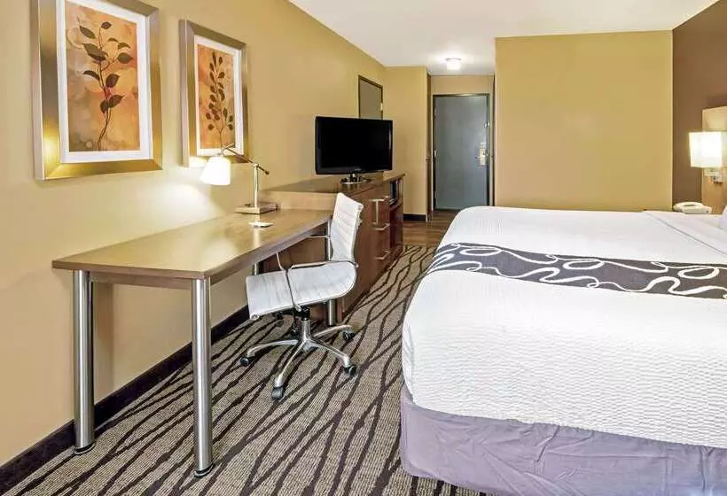 هتل La Quinta By Wyndham Butte