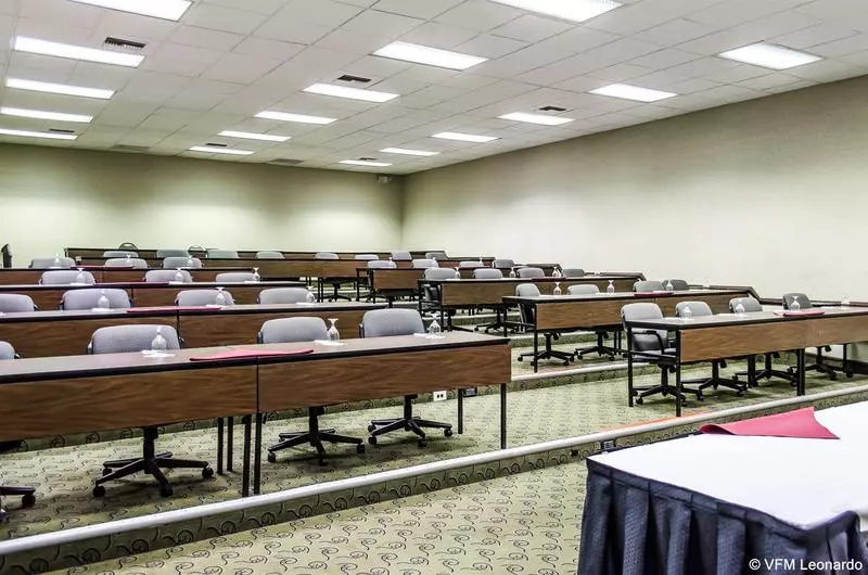 호텔 Norwood Inn Hudson Conference Center