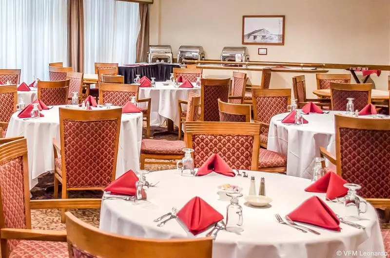 호텔 Norwood Inn Hudson Conference Center