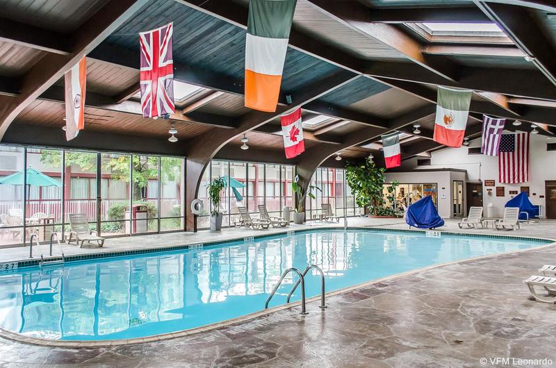 酒店 Norwood Inn Hudson Conference Center