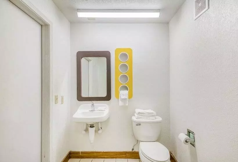 Motel 6 Denham Springs, La