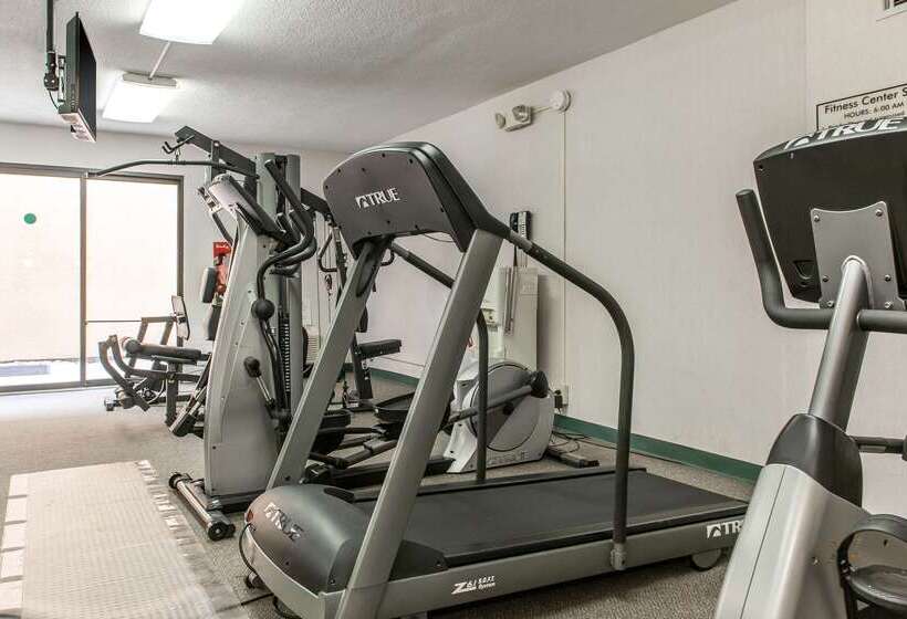 ホテル Quality Inn Conference Center Logansport