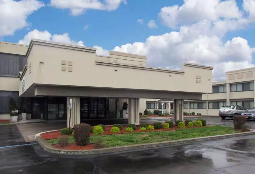 هتل Quality Inn Horseheads