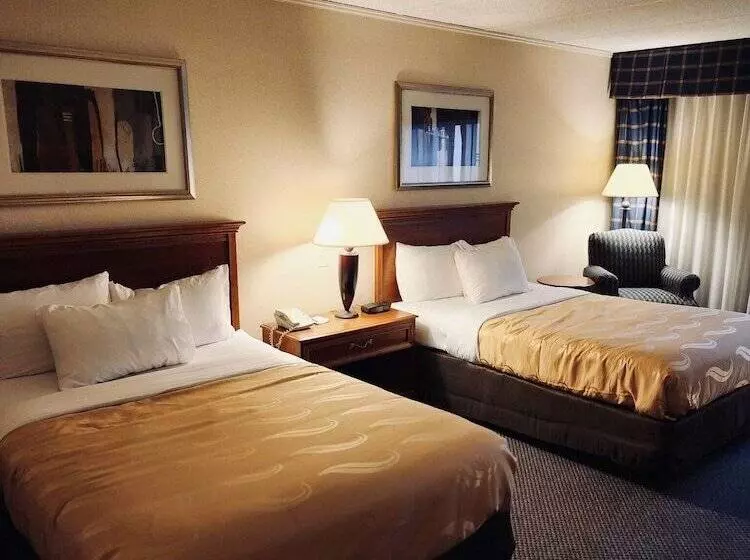 هتل Quality Inn Horseheads