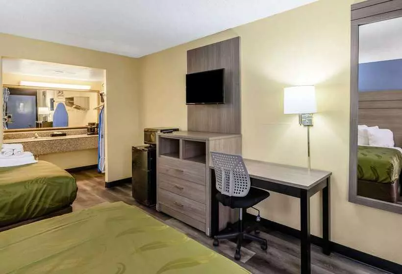 ホテル Quality Inn New Orleans I10 East