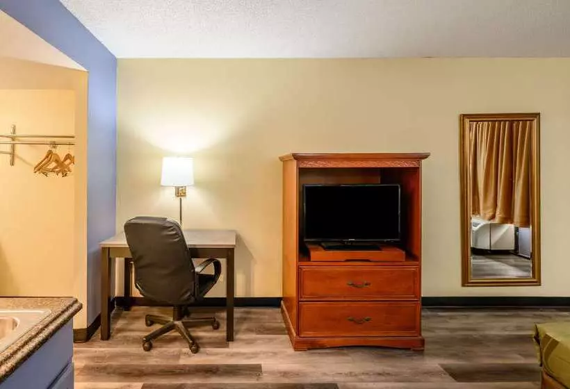 ホテル Quality Inn New Orleans I10 East
