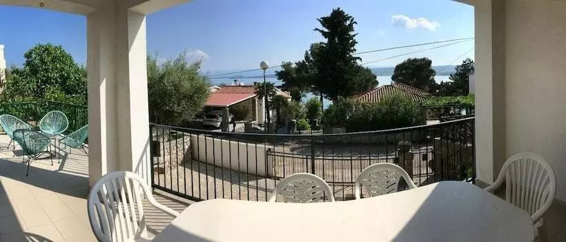 Apartment Blue Bay