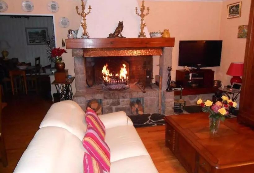 ベッドアンドブレックファースト Chambres D'hôtes Al Camp D'espalougues